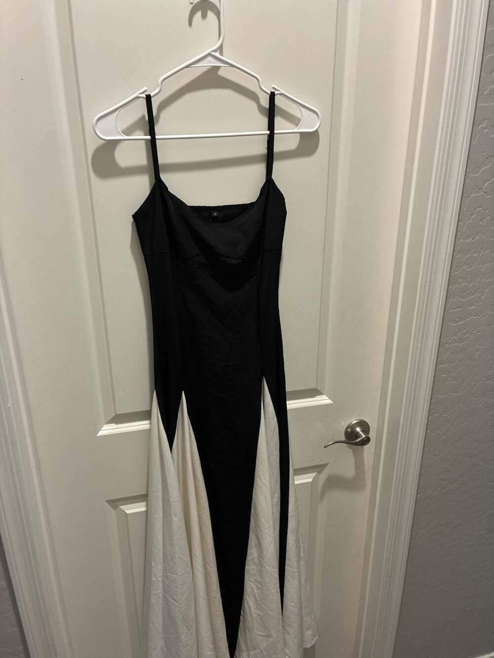 Abundance Black and White Contrast Spaghetti Strap Maxi Dress Size S